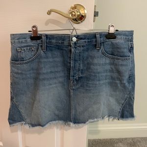 J Brand Denim Mini Skirt. Size 31.